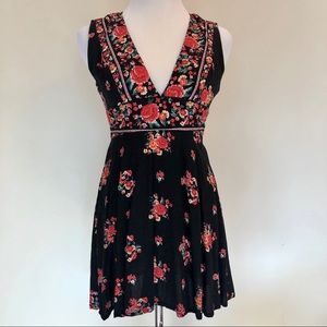 Floral V neck plunge dress